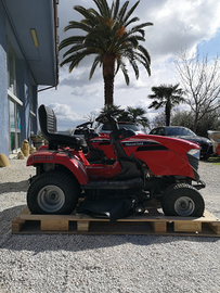 Trattorino Rasaerba tagliaerba