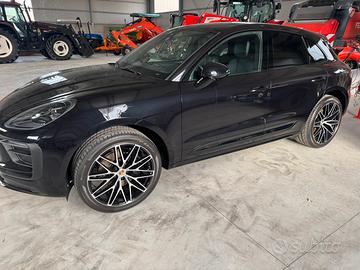 Porsche macan T