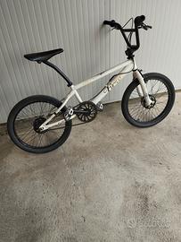 MTB bmx 360gradi