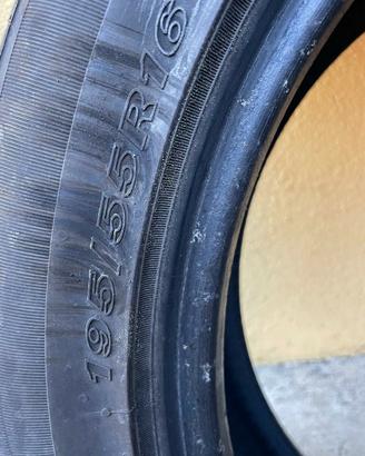 Gomme auto estive