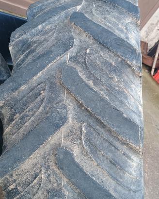 gomme 14.9 R24 usate
