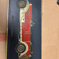 Placca decorativa Lancia Dilambda 1930