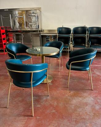 Arredo Usato Come Nuovo Poltroncine e Tavoli
