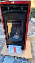 Idro stufa  a pellet caminetti Montegrappa  15 kw