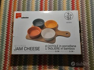 4 ciotole in porcellana con tagliere in bamboo