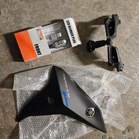 Fianco dx, freccia led plus sx e pla