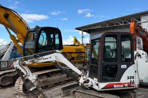 MINIESCAVORE BOBCAT 328