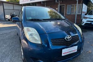 Toyota Yaris 1.0 3 porte Sol