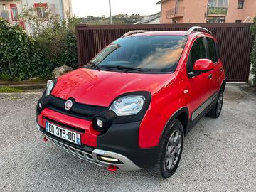 Fiat Panda Cross 4x4 - 1.3 Multijet 95cv gancio