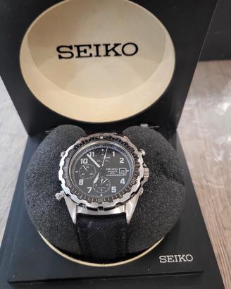 Seiko Sports 200 Chronograph Alarm