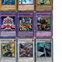 Carte Yu-Gi-Oh, 328 carte, album carte e deck-box
