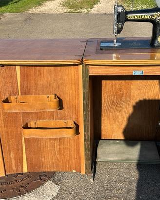 Macchina da cucire vintage