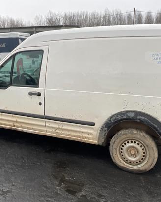 FORD CONNECT TRANSIT 2013 PER RICAMBI