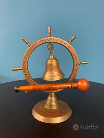Campana nautica vintage in ottone