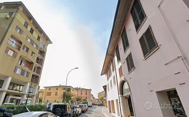 Moderno monolocale arredato - 270,00 euro