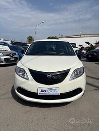 Lancia Ypsilon 1.0 FireFly 5 porte S&S Hybrid Ecoc