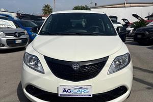 Lancia Ypsilon 1.0 FireFly 5 porte S&S Hybrid Ecoc