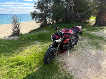 Triumph Street Triple - 2024