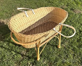 Culla per bambini in vimini