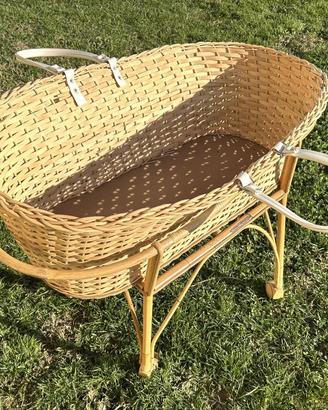 Culla per bambini in vimini