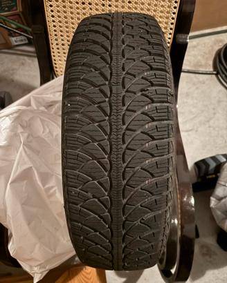 4 pneumatici incernali 165/60 R15 77T