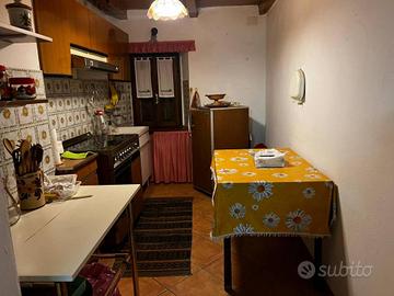Villa di 180 m² con più di 5 locali a Sestola