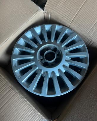 cerchi in lega originali fiat 500 r15