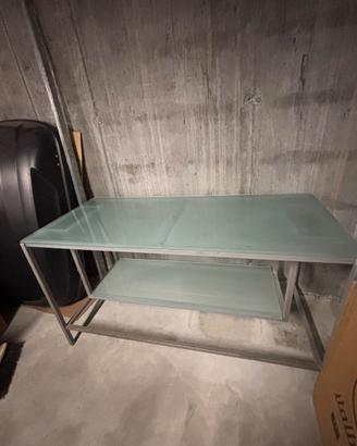 Scrivania piano in vetro e piedi in ferro