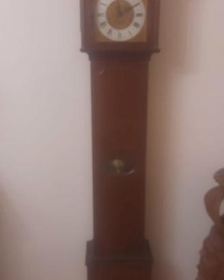 orologio a pendolo da pavimento GRANDFATHER clock