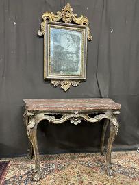 Consolle d’epoca con specchiera