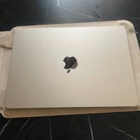 Mac Book air 13 M4 16 g