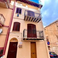 Struttura/casa a Montelpre (PA)