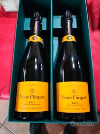 champagne veuve clicquot due bottiglie