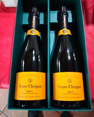 champagne veuve clicquot due bottiglie