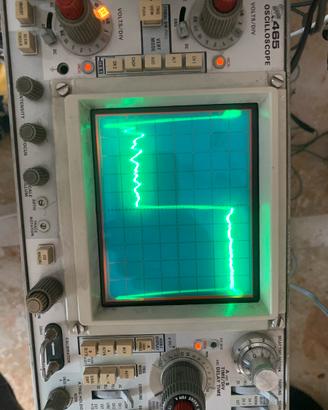 Oscilloscopio Tektronix 465