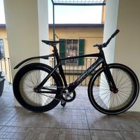 Giant pista taglia M