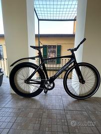 Giant pista taglia M