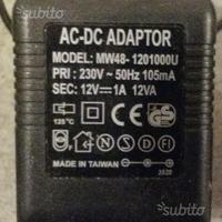 Alimentatore Trasformatore 220V->12Vcc 1 Ampere