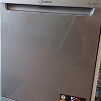Lavastoviglie Indesit 14 coperti in garanzia