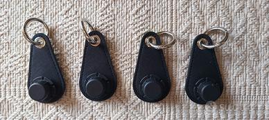 4 Ganci neri per borse