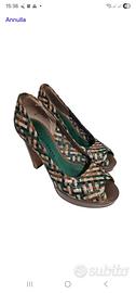 Scarpe pelle intrecciata