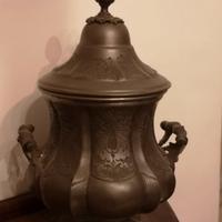 Portaoggetti in peltro anni '70. Cesello a mano