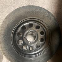 4 Cerchi e gomme Suzuki samurai