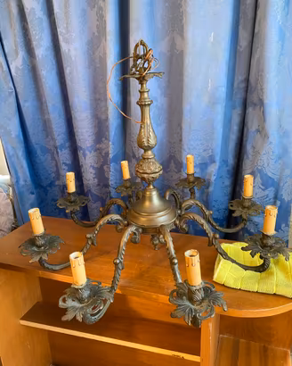 Lampadario vintage ferro batturo 8 luci