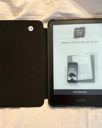 Kindle Paperwhite 12ª generazione + custodia