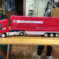 Camion statico FERRARI € 10