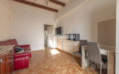 Bilocale ristrutturato, zona centralissima