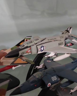 Collezione completa di aerei & elicotteri militari