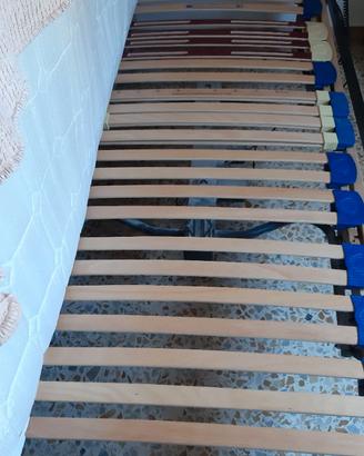Letto elettrico come nuovo, incluso suo materasso