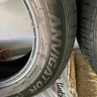 Gomme lanvigator 215/60r16